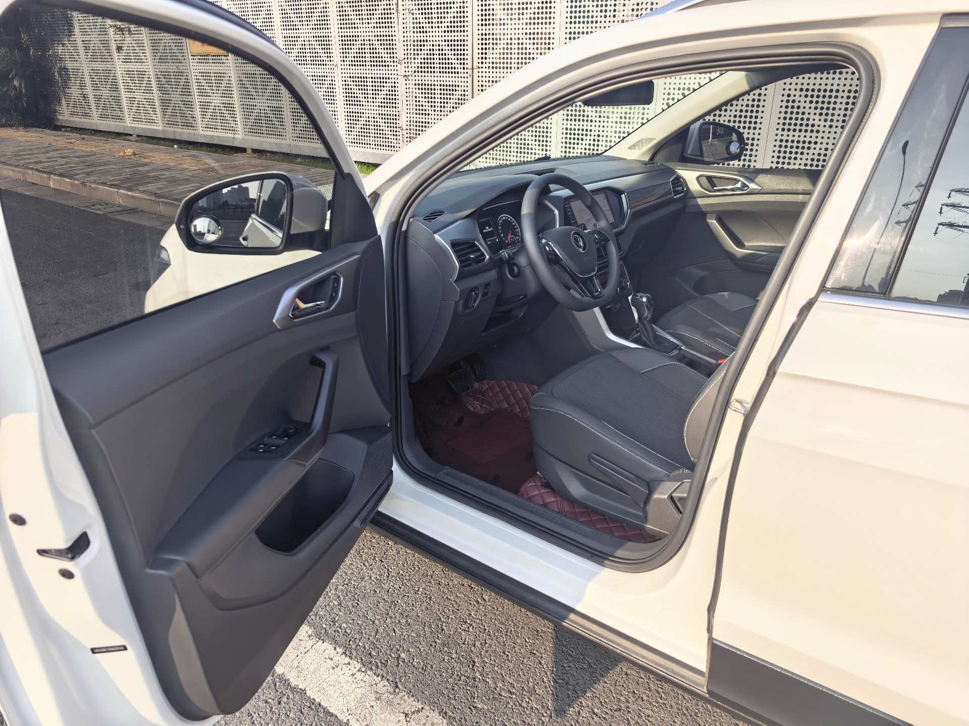 Volkswagen T-Cross 2021 #6 Volkswagen T-Cross 2021 immagine di auto #6