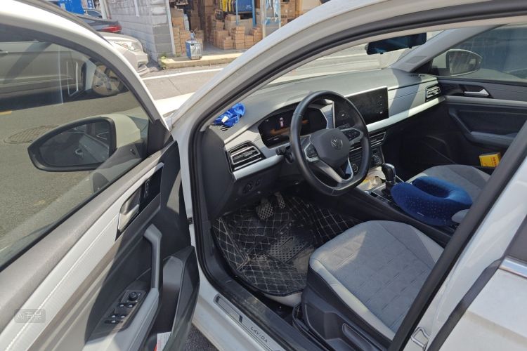 Volkswagen Lavida 2023 car image #18