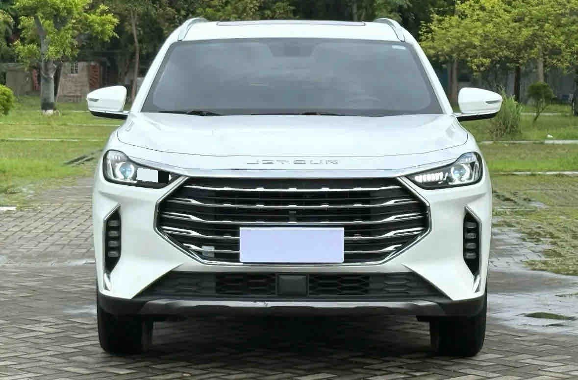 Jetour X70 PLUS 2023 car image #2