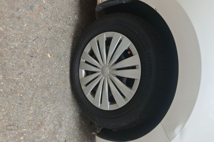 Volkswagen Santana 2017 #9 Volkswagen Santana 2017 car image #9