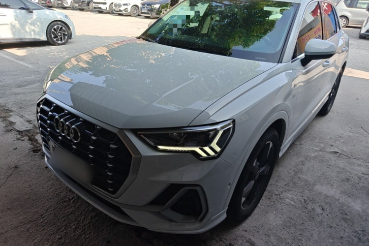 Audi Q3 2022 #2 Audi Q3 2022 car image #2