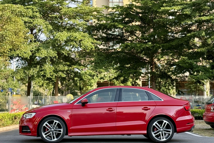 Audi A3 2019 #4 Audi A3 2019 car image #4