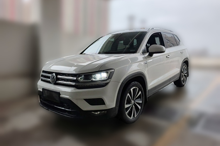 Volkswagen Tharu 2019 car image #2