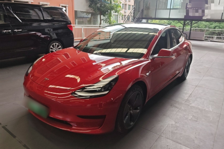 Tesla Model 3 2020 car image #2