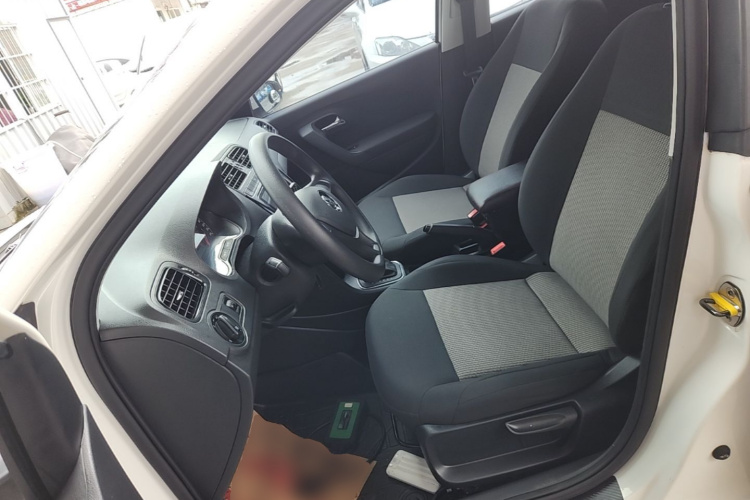 Volkswagen Polo 2018 #15 Volkswagen Polo 2018 car image #15