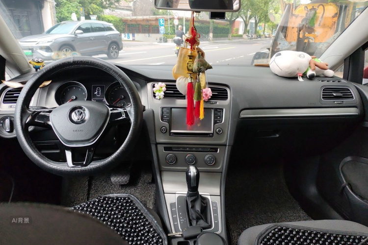 Volkswagen Golf 2014 car image #11