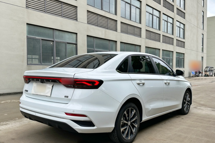 GEELY Emgrand 2024 #3 GEELY Emgrand 2024 car image #3