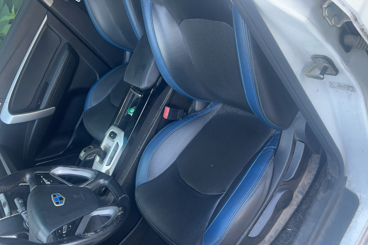 GEELY Emgrand New Energy 2017 immagine di auto #9