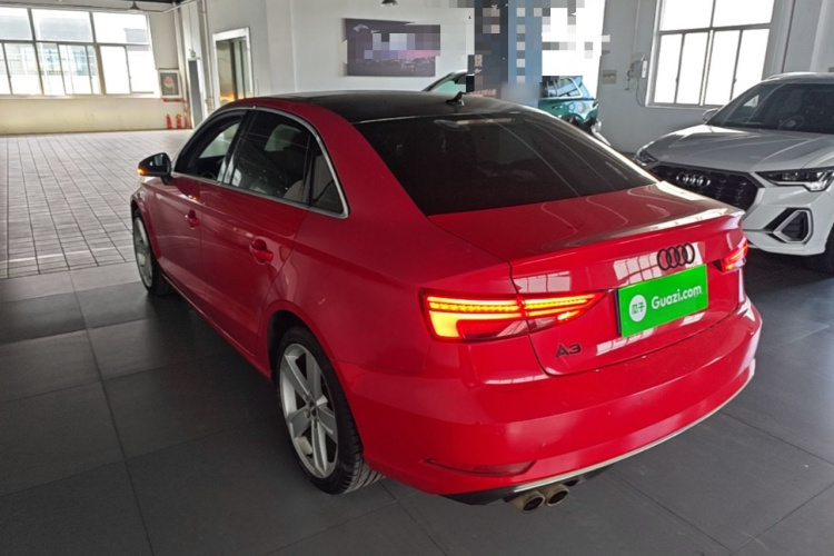 Audi A3 2018 car image #5