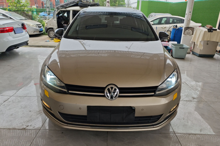 Volkswagen Golf 2015 car image #3