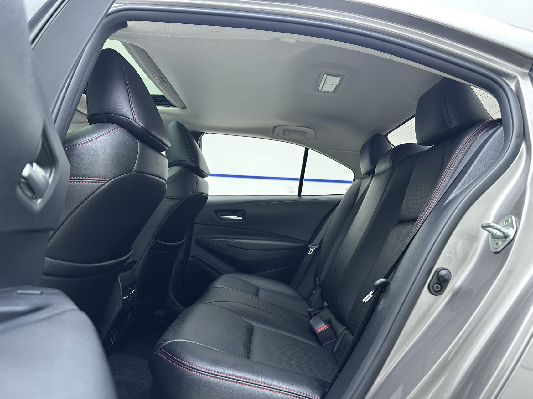 Toyota Corolla 2022 immagine di auto #8
