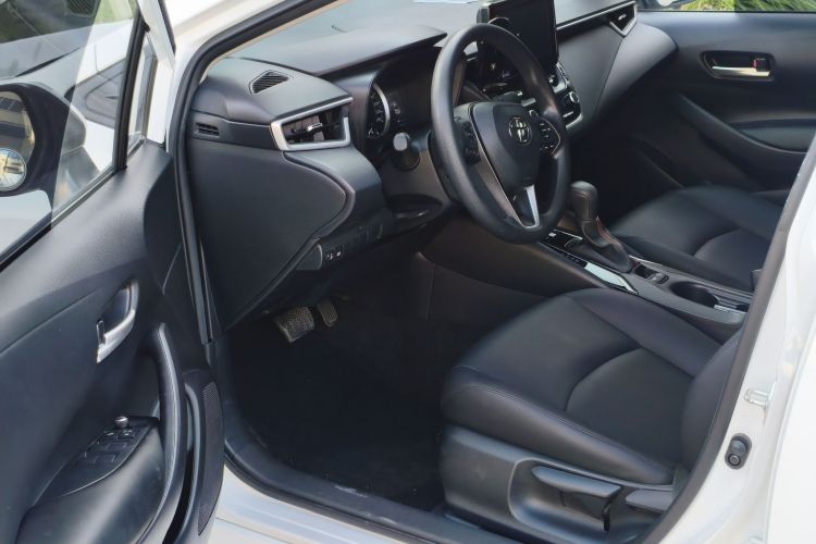 Toyota Corolla 2023 car image #16
