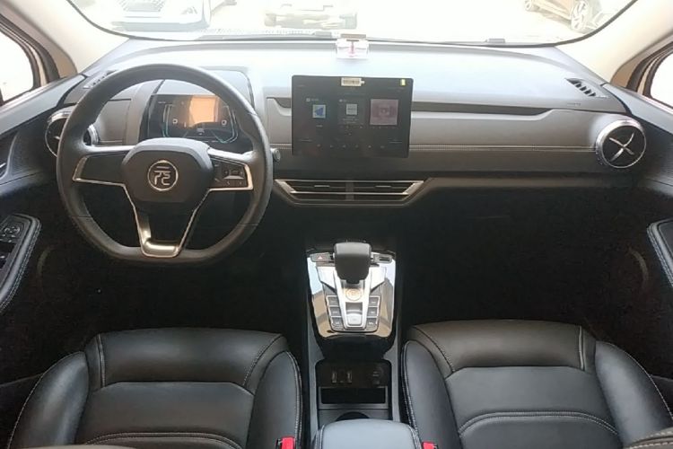 BYD Yuan New Energy 2020 car image #10