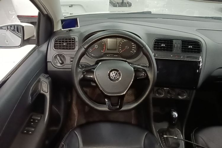 Volkswagen Polo 2019 #15 Volkswagen Polo 2019 car image #15
