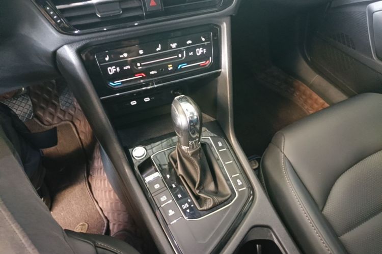 Volkswagen Tharu 2022 صورة سيارة #14