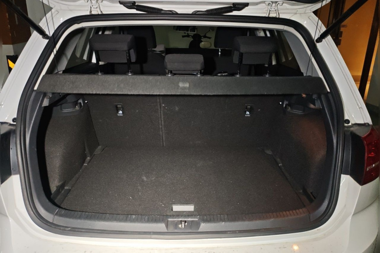 Volkswagen Golf 2015 car image #17