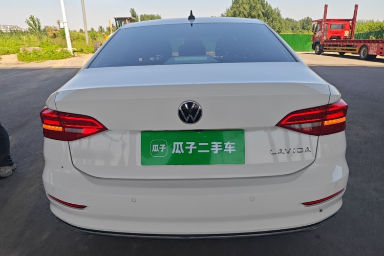 Volkswagen Lavida 2020 imagen de coche #6