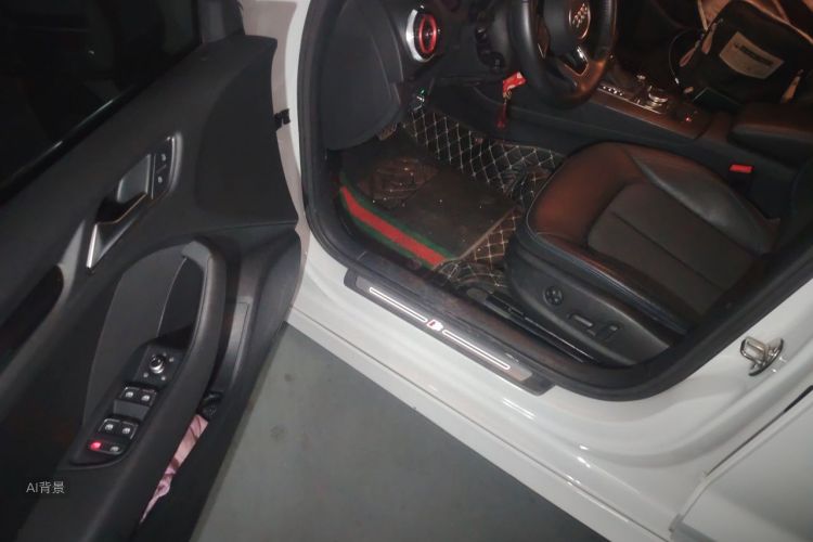 Audi A3 2020 car image #18