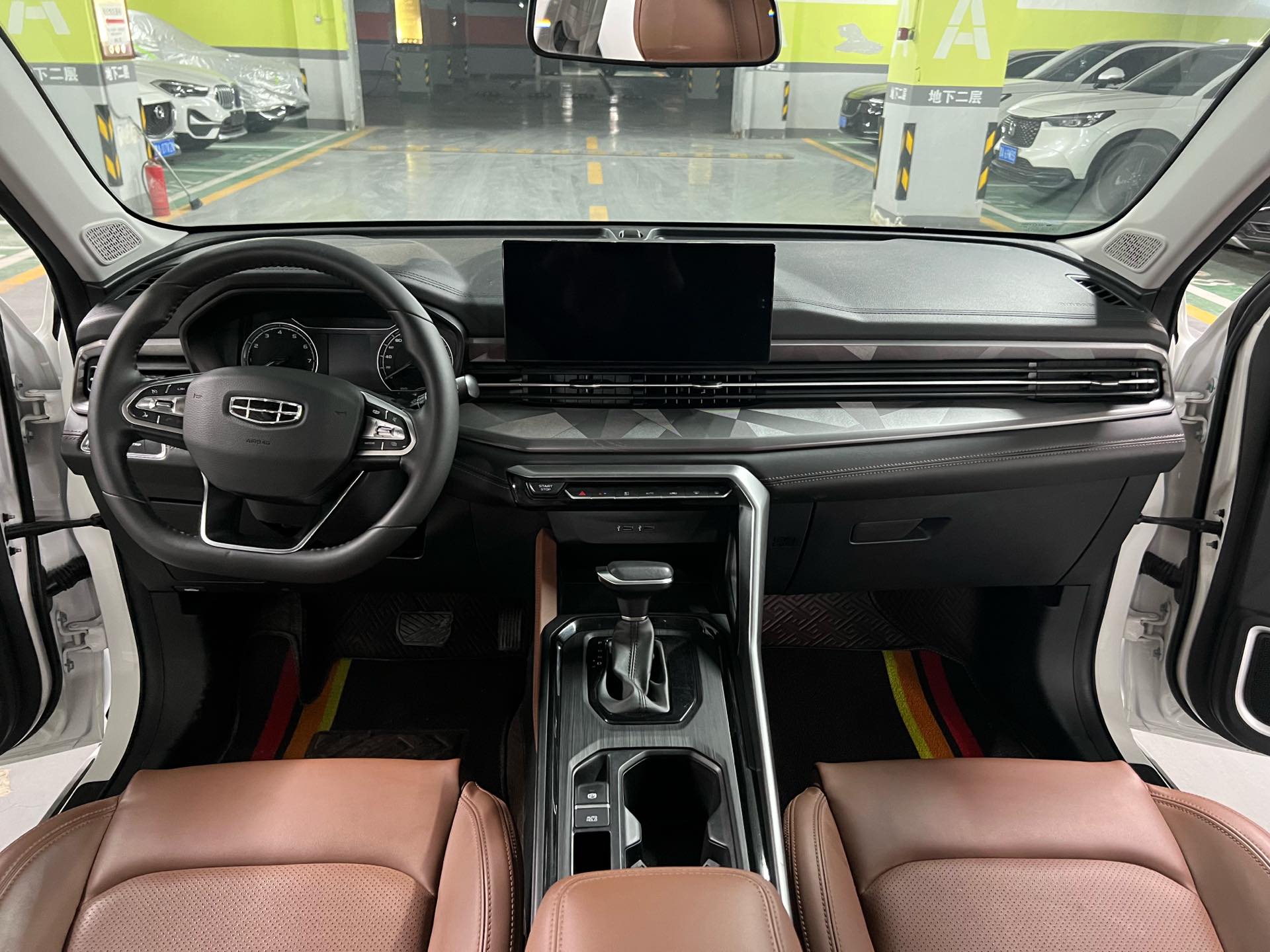 GEELY Vision X6 2023 imagem de carro #15