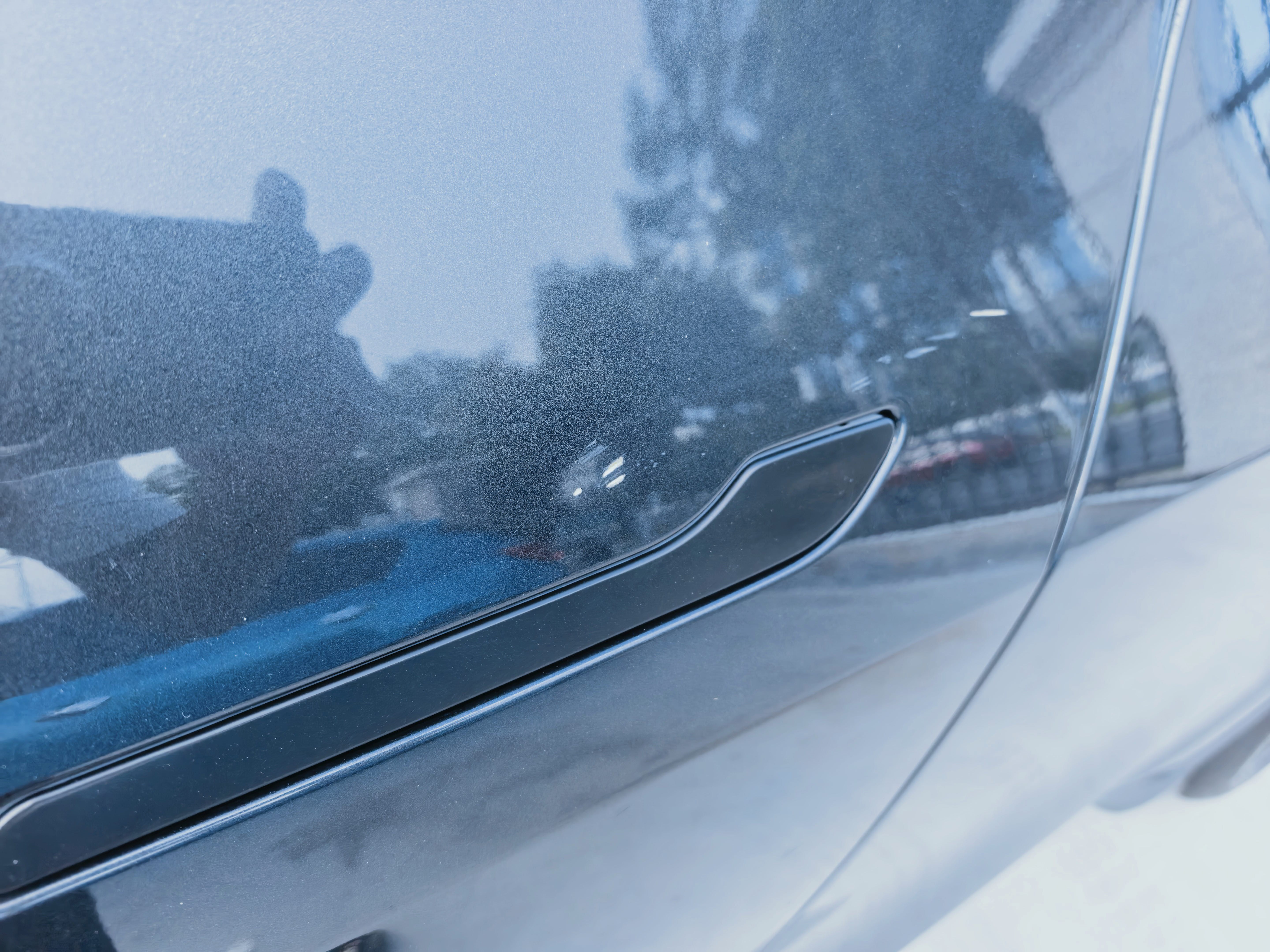 Tesla Model Y 2025 #3 Tesla Model Y 2025 car image #3