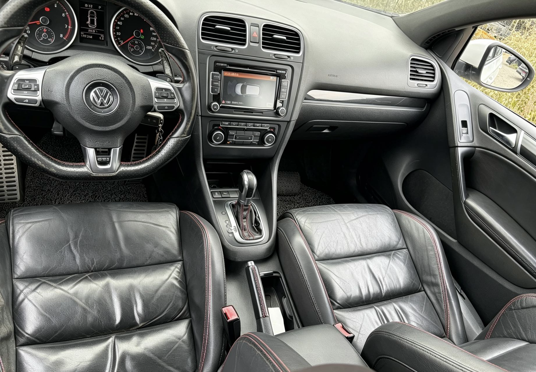 Volkswagen GolfGTI 2012 #10 Volkswagen GolfGTI 2012 car image #10