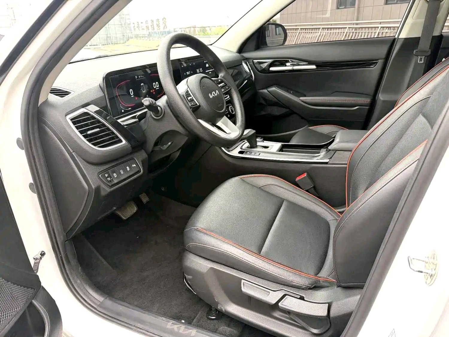 Kia Seltos 2023 #13 Kia Seltos 2023 car image #13
