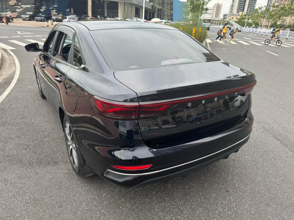 GEELY Emgrand 2021 #4 GEELY Emgrand 2021 car image #4