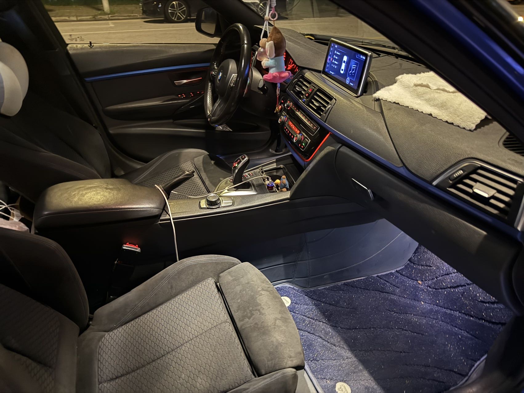 BMW 3 Series 2018 #4 BMW 3 Series 2018 car image #4