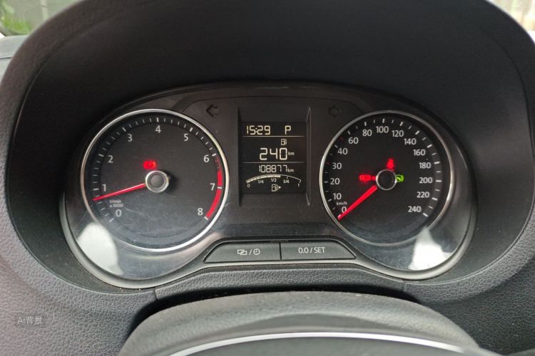Volkswagen Polo 2016 car image #13