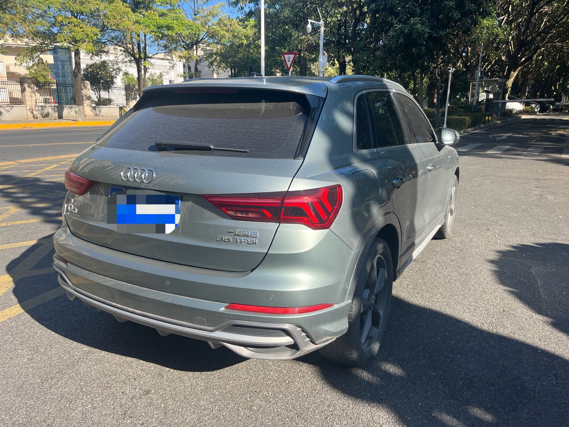 Audi Q3 Sportback 2022 #8 Audi Q3 Sportback 2022 immagine di auto #8