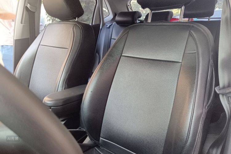 Volkswagen Polo 2014 car image #17