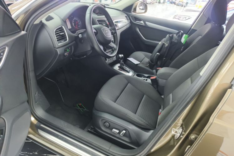 Audi Q3 2016 #15 Audi Q3 2016 car image #15