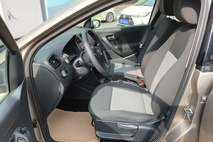 Volkswagen Polo 2016 #15 Volkswagen Polo 2016 car image #15