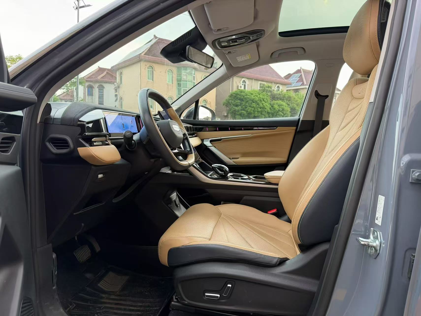 GEELY Boyue L 2023 car image #3