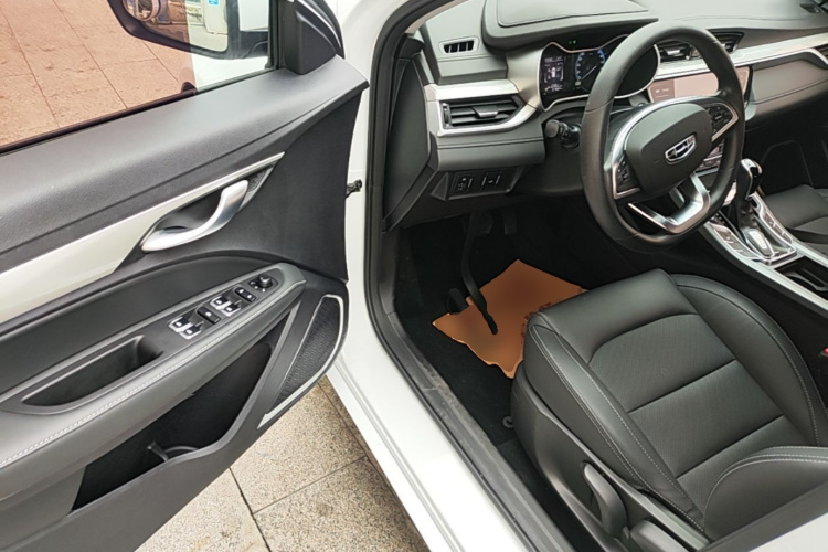 GEELY Emgrand 2020 #16 GEELY Emgrand 2020 car image #16