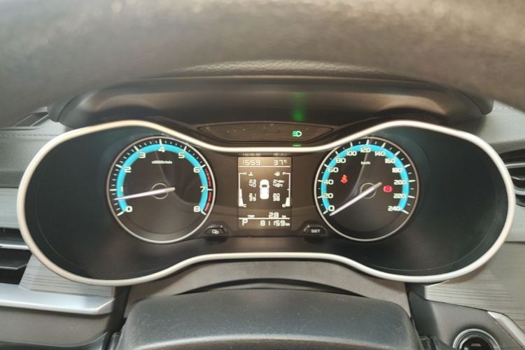 GEELY Emgrand 2021 immagine di auto #12