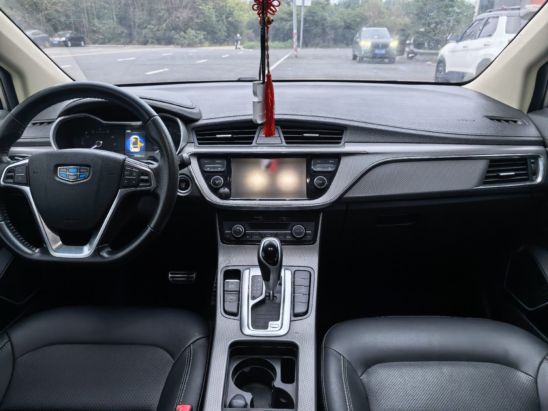 GEELY Emgrand GS 2017 #4 GEELY Emgrand GS 2017 immagine di auto #4