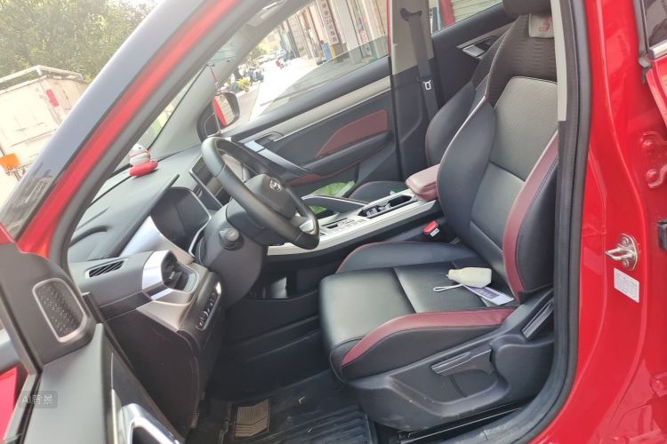 GEELY Coolray 2022 #17 GEELY Coolray 2022 car image #17