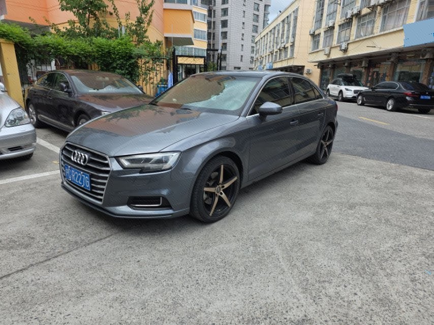 Audi A3 2019 car image 