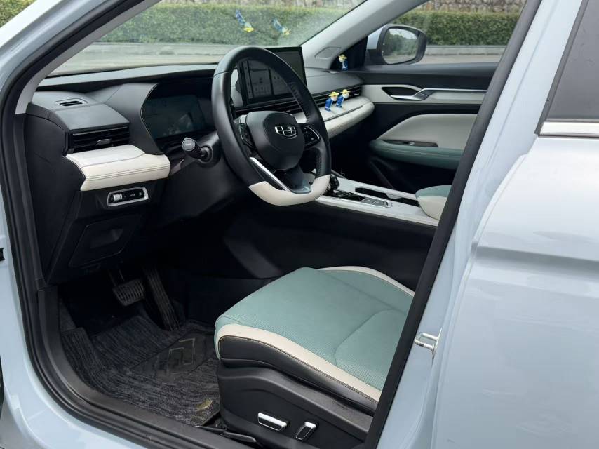 GEELY Emgrand L HiP 2022 car image #8