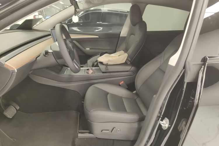Tesla Model Y 2021 #15 Tesla Model Y 2021 car image #15