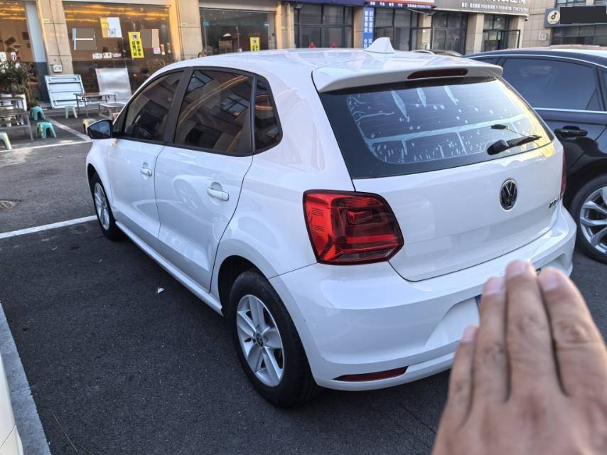 Volkswagen Polo 2017 car image #5