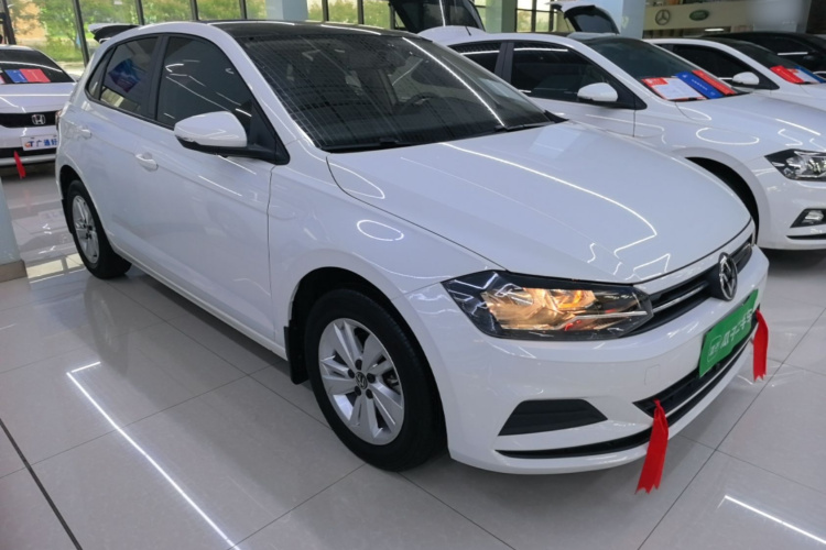 Volkswagen Polo 2021 car image #6