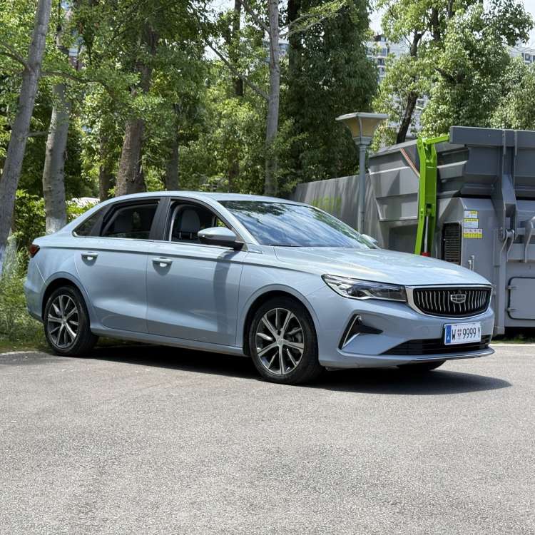 GEELY Emgrand 2023 car image #3