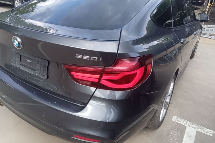 BMW 3 Series GT 2021 #8 BMW 3 Series GT 2021 car image #8