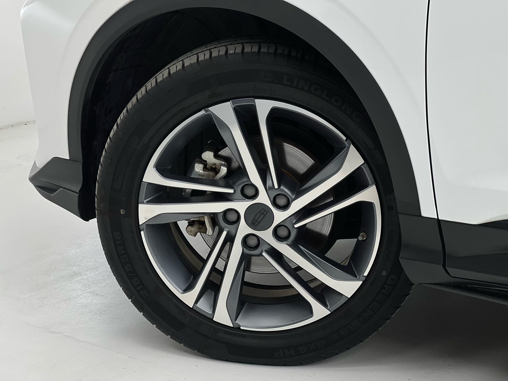 GEELY Coolray 2022 immagine di auto #6