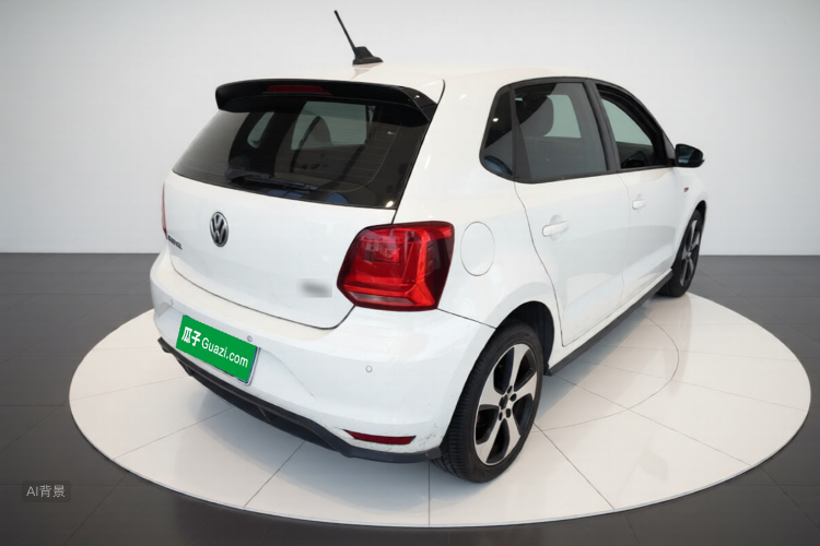 Volkswagen Polo 2016 car image #7