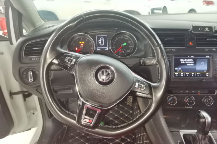 Volkswagen Golf 2017 #11 Volkswagen Golf 2017 car image #11