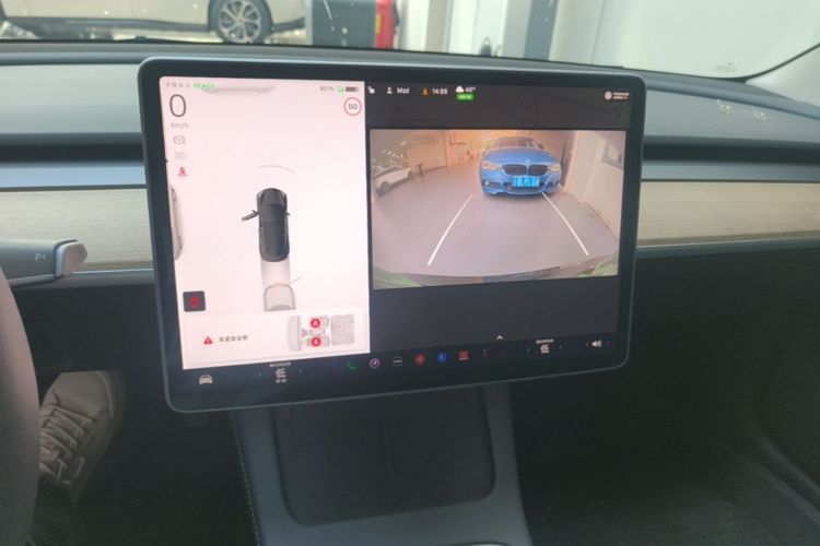Tesla Model 3 2021 car image #17