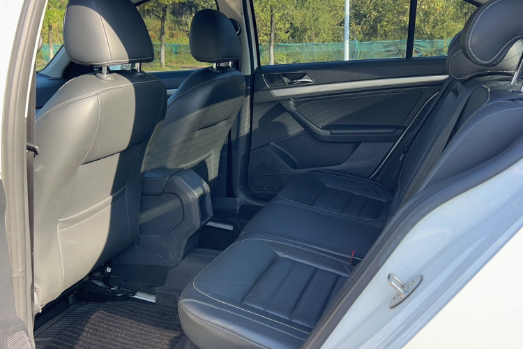 Volkswagen Lavida 2018 #21 Volkswagen Lavida 2018 car image #21